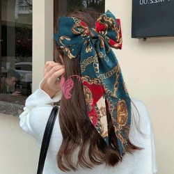 Accesoriu pentru decor par cu Fundita din satin si clema metalica TRD041MM Vernil cu model XXL